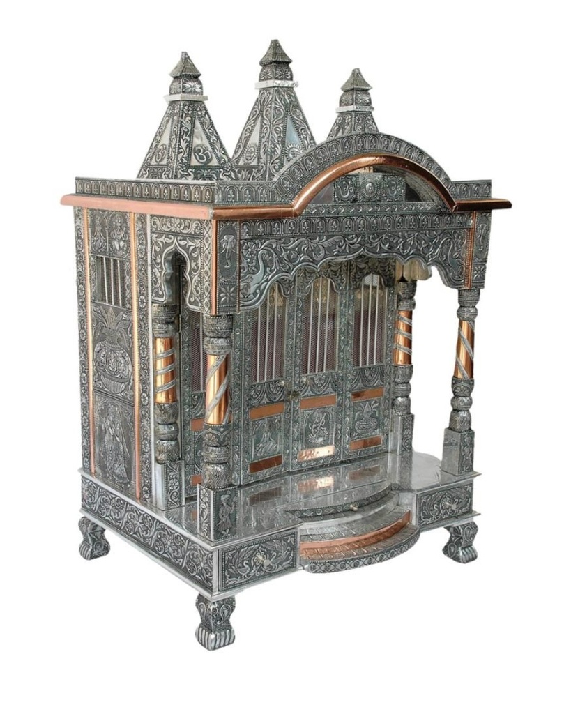 (Size : 24” X 18”, H : 39”)